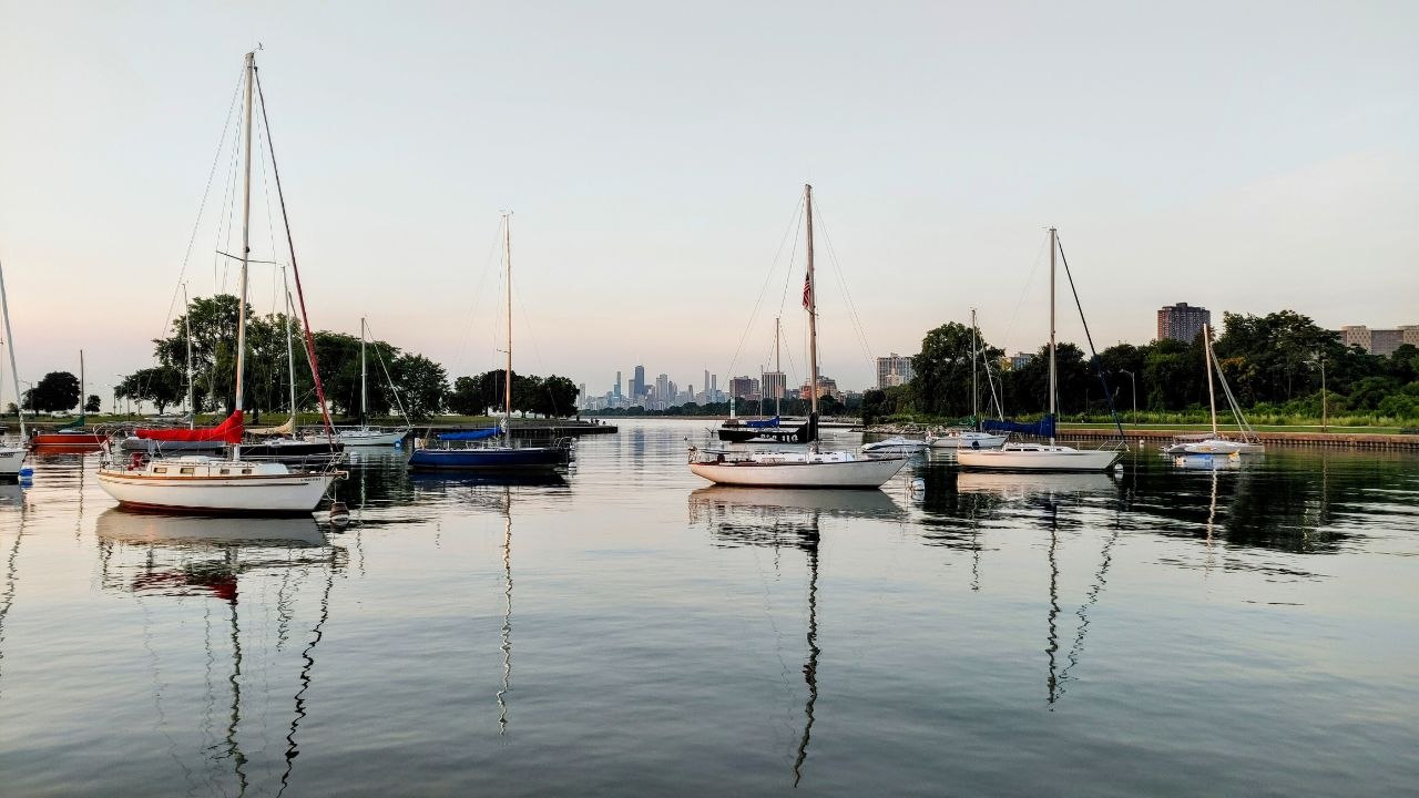 Marina Calm — Chicago Skyline